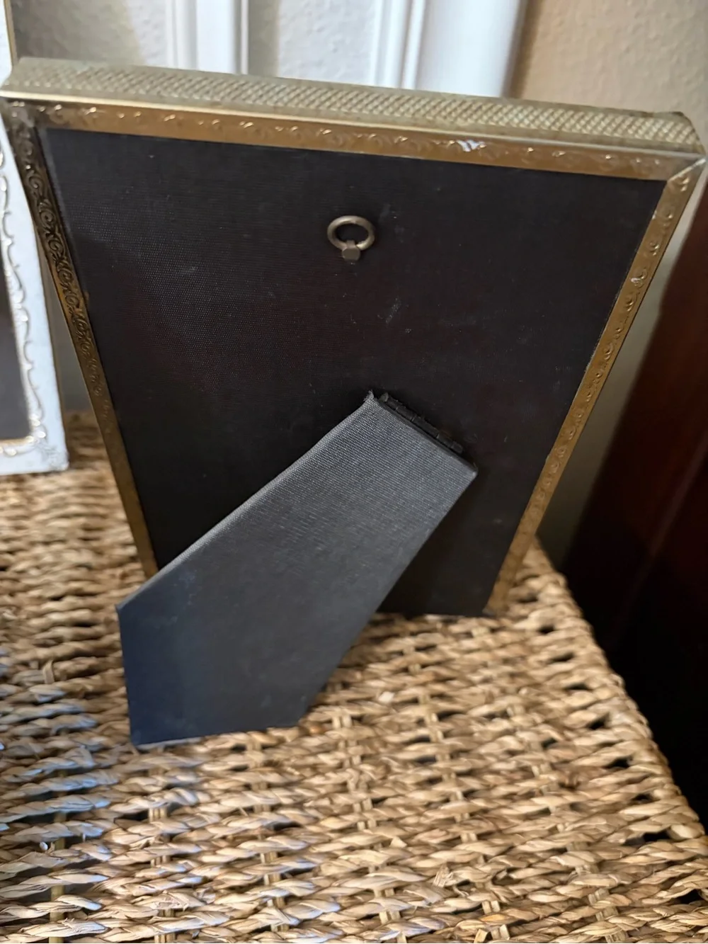 Vintage White and Gold 1980’s Metal Picture Frames Glass Fronts Lot of 5